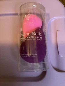 Younique Makeup Beauty Blenders Set Of 2 - Picture 1 of 3