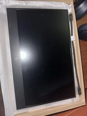 HP E14 G4 14" FHD IPS LED Portable Monitor - Silver - Image 1 of 3