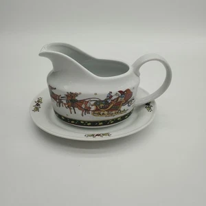 Portmeirion Studio "A Christmas Story" Porcelain Gravy Boat with Saucer - Picture 1 of 9