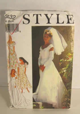 Style 2432 Wedding & Bridesmaid Dresses in 3 Styles Misses' 8-18 Pattern Uncut - Image 1 of 2