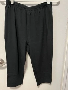 BLAIR WOMEN'S SIZE PETITE SMALL BLACK KNIT ELASTIC WAIST CAPRI PANTS-NEW IN PKG - Picture 1 of 2