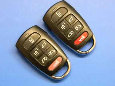 LOTE DE 2 HYUNDAI ENTOURAGE 2007 MANDO A DISTANCIA SIN LLAVE OEM PUERTAS CORREDERAS ELÉCTRICAS PUERTA Foto 1 de 3