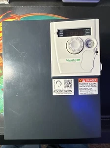 Schneider ATV312HU22M2 Frequency Drive ATV312HU22M2 - Picture 1 of 7