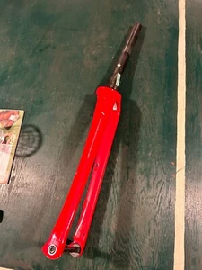 Diamondback Century Carbon Fork Thru Axle 700C Tapered Disc - Picture 1 of 5
