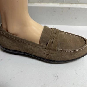 Lands End - Taupe Suede Lakewood Penny Loafer Sz 8.5 B Comfort Office EUC! - Picture 1 of 8