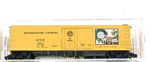 Micro Trains 69100 N Scale PEPSI-COLA / CHRISTMAS* 51' Reefer Car PCEX 6903 NIB - Picture 1 of 5