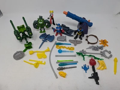 Lote de accesorios Imaginext - Lanzador de flechas verdes, misiles, armas, figuras Foto 1 de 4