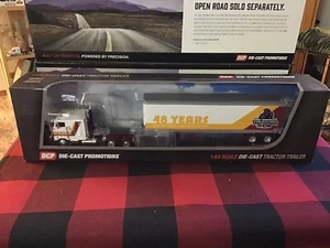 1/64 DCP / First Gear # 69-0503 MATS 2019 Peterbilt - Picture 1 of 5