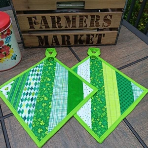 POTHOLDER HOT PAD SET -HANDMADE QUILTED ST. PATRICK'S IRISH (2) W/ HANGING LOOPS - Picture 1 of 6