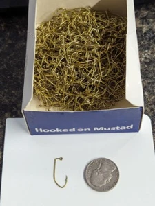 Gancho Plantilla Doblable Mustad 32500-BE 90o 1X Rubia Fuerte Talla 10 - Caja 1.000 - Imagen 1 de 3