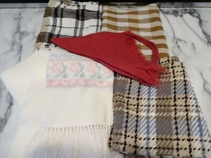 Lot 5 VINTAGE SCARVES Winter White Knit Floral Women Brown Plaid Rose Head Scarf - Picture 1 of 12