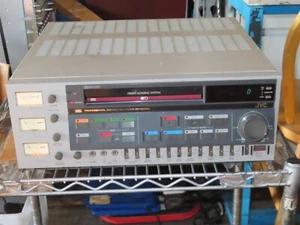 JVC BR-8600-U VHS PRO EDITING VIDEO RECORDER ** NO REMOTE ** - Picture 1 of 8