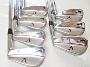NIKE VR Victory Red TW 4-PW 7pc S-flex Irons Set Golf TIGER WOODS NWO - Picture 1 of 6