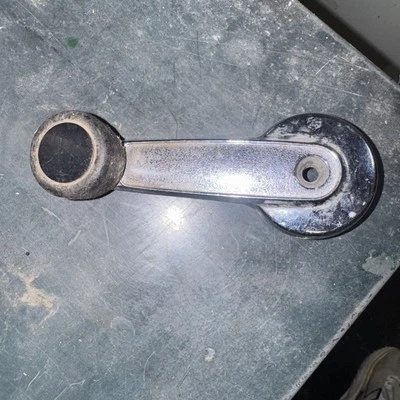 1970-79 Datsun 210 B210 510 200SX Window Crank Handle OEM - image 1 of 2