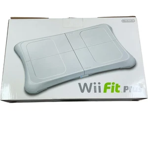 Nintendo Wii Fit Plus Balance Board Bundle OVP + Wii Fit & NewU Fitness Spiele - Bild 1 von 7
