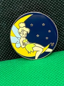 DLR - Cordón Global para Miembro del Elenco Serie 3 Tinker Bell Night - Imagen 1 de 3