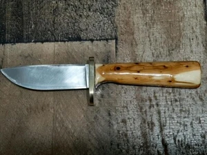 Hand forged-knife-with yew wood handle and brass guard. Nice hunting knife! - Picture 1 of 8