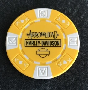 Ficha de póker Harley Davidson punta de flecha Peoria, Arizona/amarilla y blanca - Imagen 1 de 2