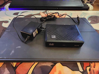 Adaptador de transporte digital Cisco HD DTA 271HD con cable de alimentación solamente Foto 1 de 4