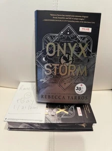 Onyx Storm Target Exclusive COLLECTOR'S EDITION GOLD Hardcover by Rebecca Yarros - Picture 1 of 3