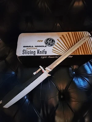 Cuchillo Cortador Eléctrico GE De Colección Probado Modelo EK9 Con Caja Foto 1 de 3