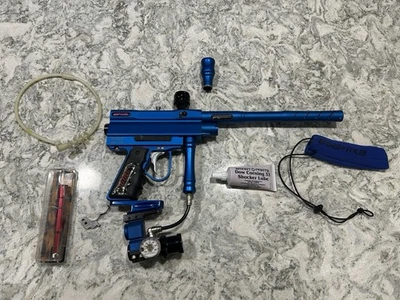Pistola marcadora de paintball impulso Smart Parts con accesorios y piezas de stock Foto 1 de 4