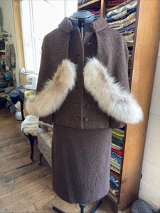 True Vintage Kenni E Original 3 Piece Ladies Skirt Jacket & Cape Small 29” Waist - Picture 1 of 18