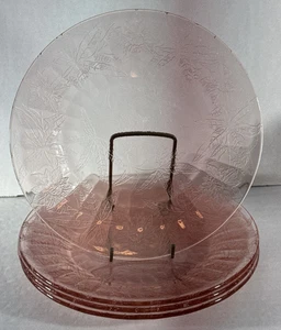 4 Vintage Jeannette Floral Poinsettia 9" Dinner Plates in Pink 1932 Depression - Picture 1 of 5