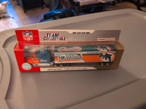 NEU - Vintage Fleer - MIAMI DOLPHINS - Diecast Tractor Trailer TOY - Bild 1 von 1