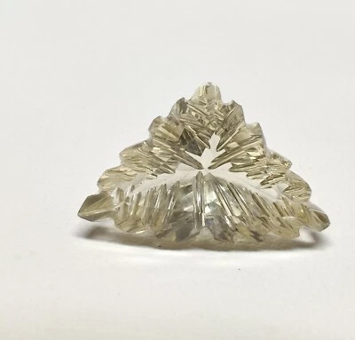 Natural Oregon Sunstone Carving Trillion Shape Faceted Carved Gemstone 7.2 Cts - Image 1 of 4