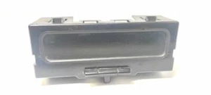 2001 Renault Megane I screen / display / display 8200028364A UST55053 - Picture 1 of 3
