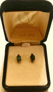 HOUSE OF NIKOLAS VINTAGE 1980S 14K GOLD GREEN CUBIC ZIRCONIA STUD EARRINGS - Picture 1 of 9