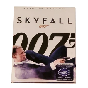 James Bond 007 in Skyfall Blu-ray + DVD 2-Disc Set - Picture 1 of 7