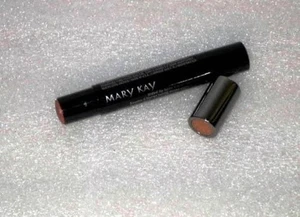 Mary Kay Limited Edition Tinted Lip Balm in Apricot with SPF 15 (NOS) - Picture 1 of 1