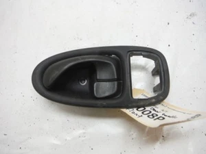 1999 SATURN SL2 A/T DRIVER LEFT FRONT INTERIOR DOOR HANDLE OEM 1996 1997 1998 - Picture 1 of 12