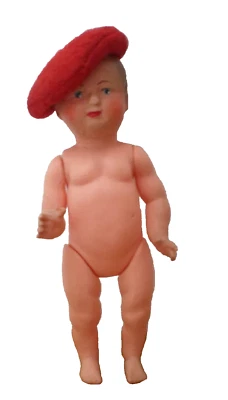 5⚜️ Jouet Ancien Mini Poupon Petit Colin Baigneur Tête D'aigle Hauteur 9 Cm - Photo 1/3