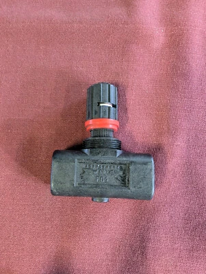 ARO 104104-F04, G1032 1/2 FLOW CONTROL Air Valve (B-5) - Image 1 of 2