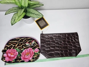 Konvolut 2 Kosmetiktaschen - Estée Lauder Kroko-Prägung & Blumen Leopardenmuster - Bild 1 von 4
