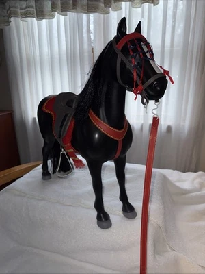Muñeca American Girl caballo retirado con silla de montar y accesorios  Foto 1 de 4