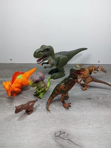 lot of 7 Jurassic Park Dinosaurs Used - Large one Walks and Roars - Tested - Picture 1 of 12