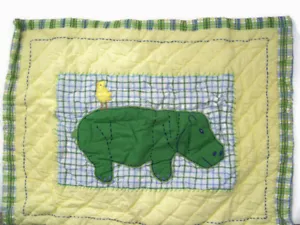 Funda de almohada estándar acolchada Pottery Barn Kids At the Zoo Hippo Bird falsa nueva - Imagen 1 de 6