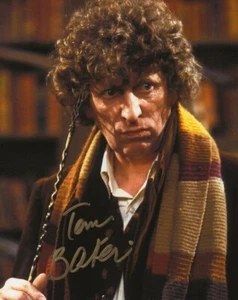 Doctor Who Autograph: TOM BAKER (The Fourth Doctor) Signed Photo - Bild 1 von 1