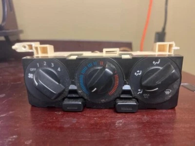 2002-2004 Nissan Altima A/C Heater Temperature Climate Control A/C Manual OEM - Image 1 of 4
