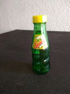 Vintage Squirt Glass Bottle Salt Shackers Mexico 1990s - Picture 1 of 5
