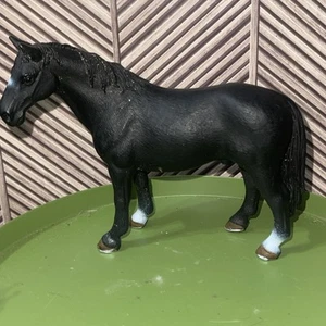Figura Caballo Semental Negro Schleich D-73527 Túnez 2008 Negro Blanco - Imagen 1 de 4