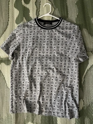 Camisa Mcm Foto 1 de 4