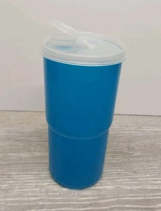 Vaso Tupperware H con tapa taza de plástico azul vintage - Imagen 1 de 3