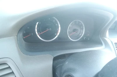 Accord OE 2010 velocímetro calibre clúster 95 k millas Honda Foto 1 de 4