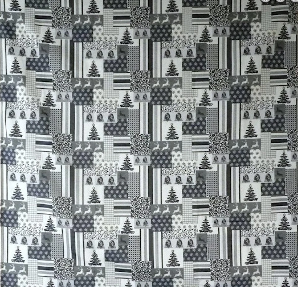 Weihnachtliche Tischdecke - grau mit Tannenbaum und Hirsch 140x140 cm - Bild 1 von 1