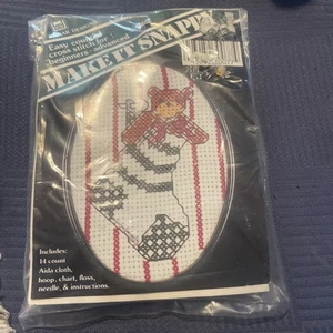 Banar Designs Kreuzstich-Set #MIC-77 Make It Snappy Bear in Strumpf Weihnachten - Bild 1 von 6